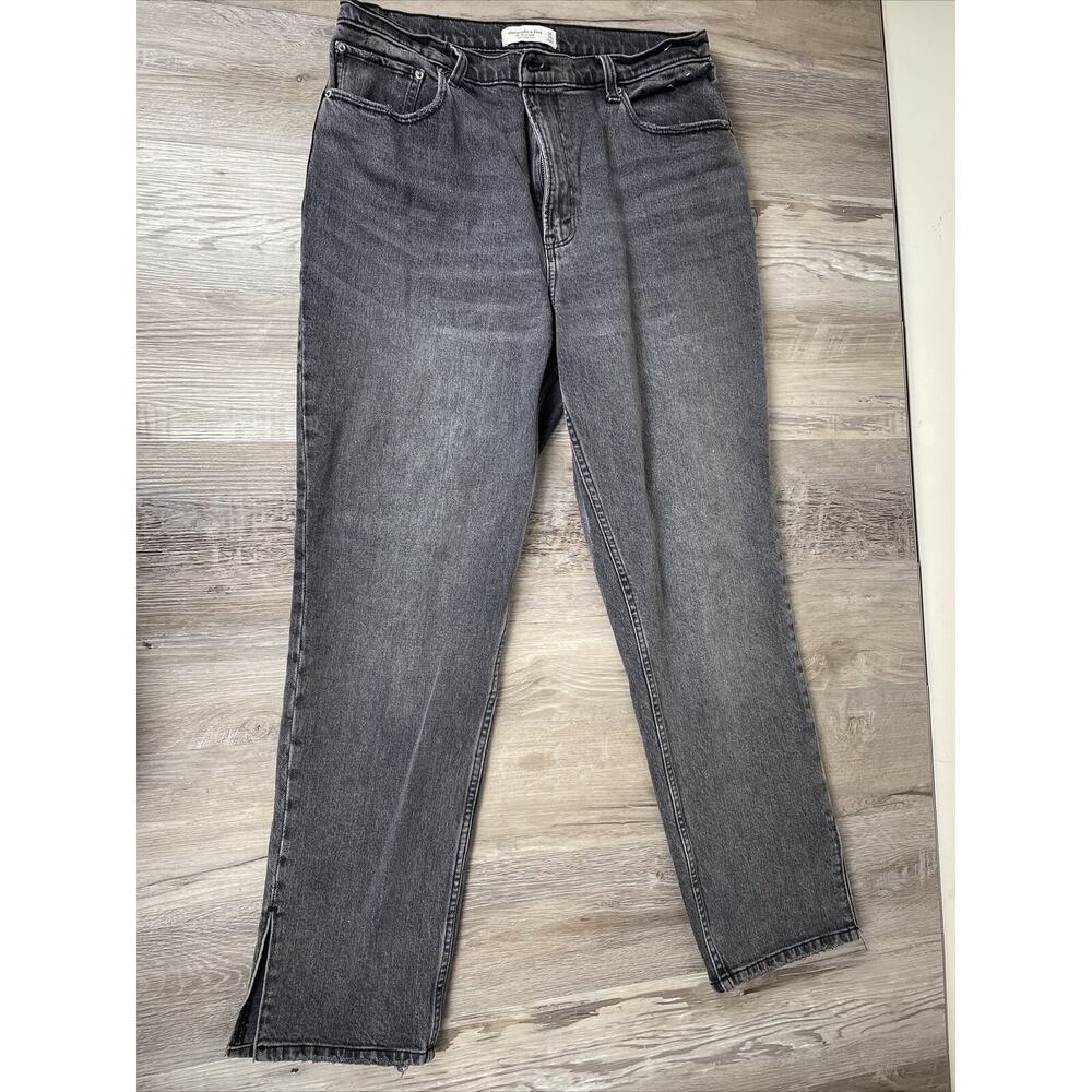 Abercrombie & Fitch '90s Straight Jeans Size 32x30 Ultra High Rise Gray